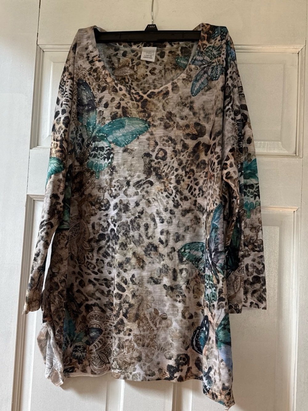 Relaxed V-Neck Butterfly Print Tunic Top - Teal/Beige